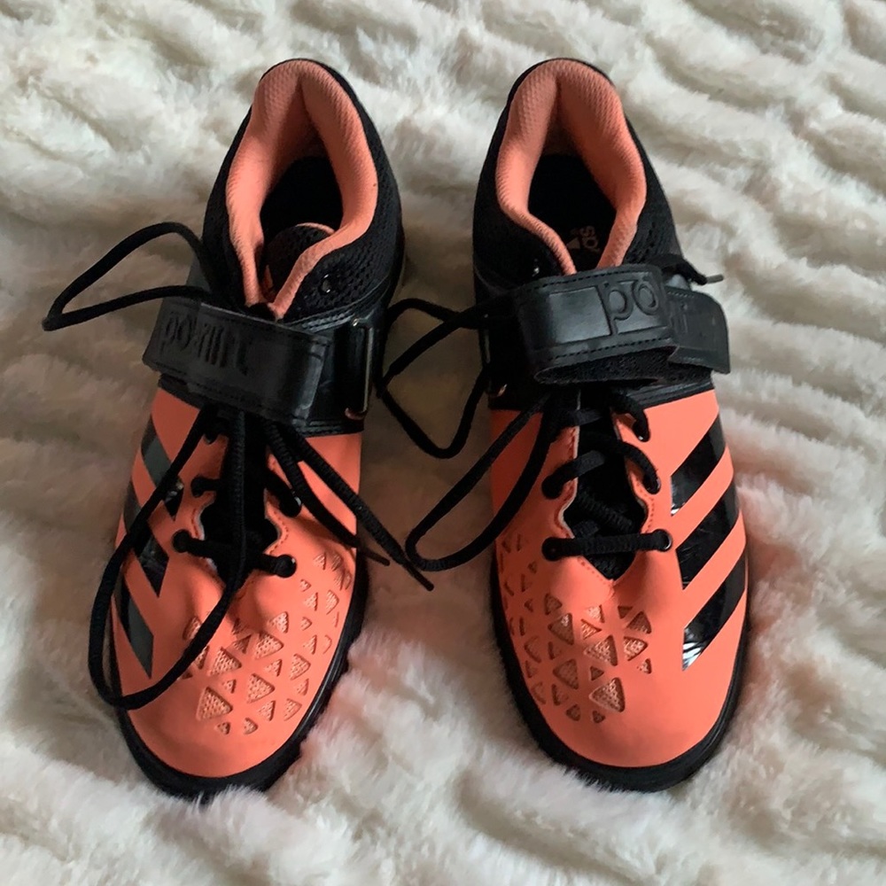 Weightlifting/powerlifter shoes